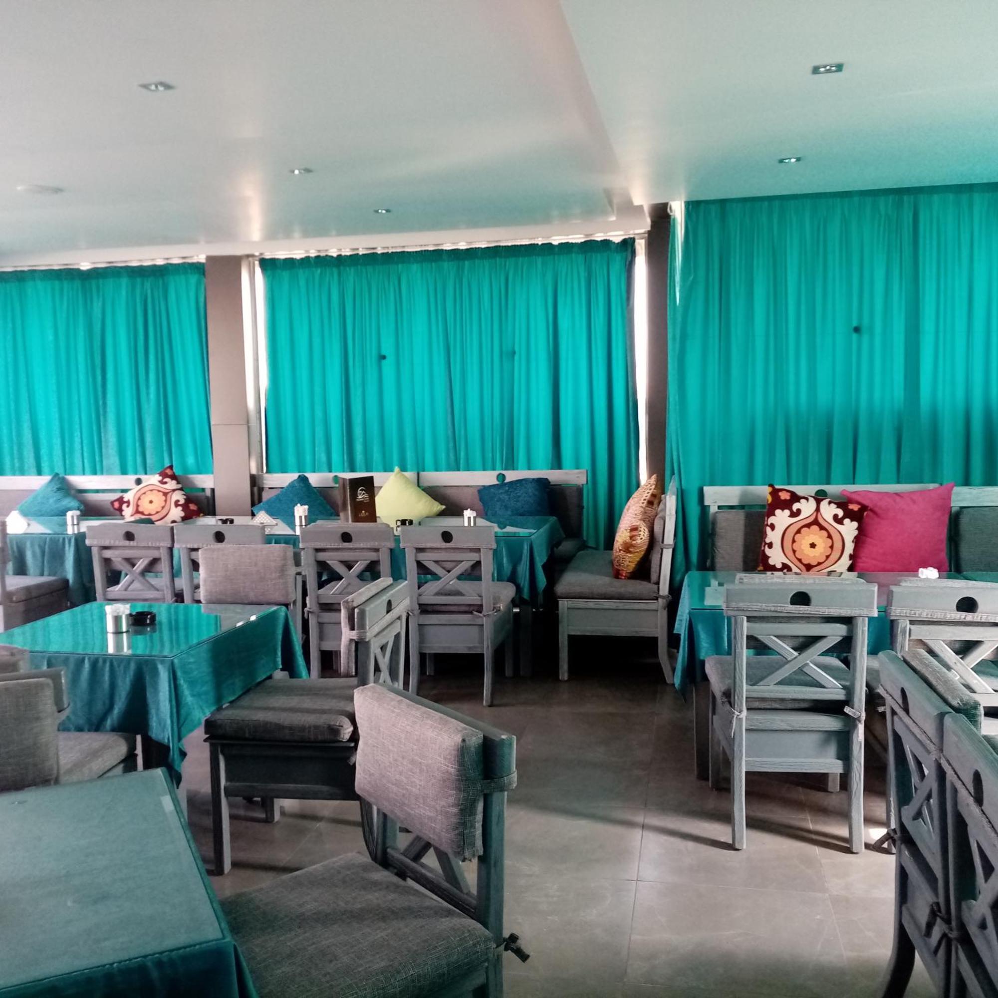 Pyramids Oasis Hotel Kafret el-Gabal 외부 사진